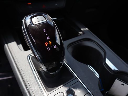 Used 2025 Cadillac XT4 Premium Luxury FWD image 30