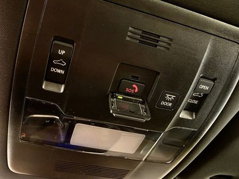 Certified 2024 Lexus UX 250h FWD image 30