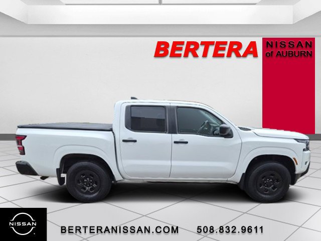 Used 2022 Nissan Frontier S w/ Technology Package AWD/4WD image 2
