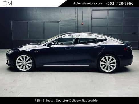 Used 2013 Tesla Model S Performance RWD image 4