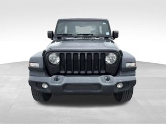 Used 2018 Jeep Wrangler Unlimited Sport S AWD/4WD video 2