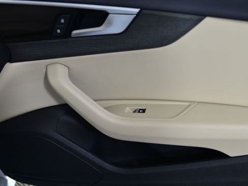 Used 2023 Audi A4 2.0T Premium w/ Convenience Package image 23