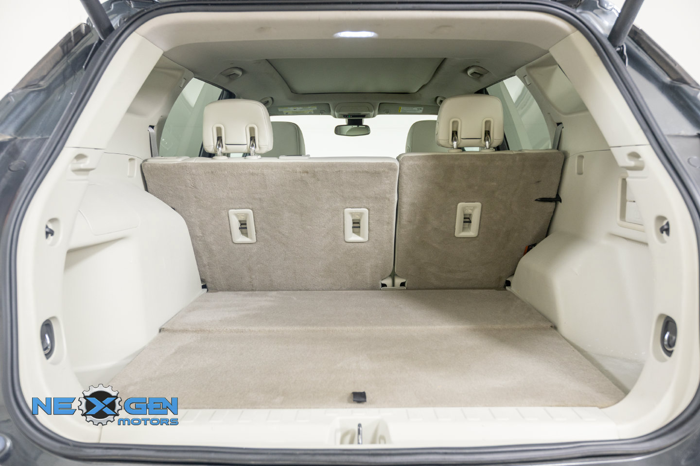 Used 2018 GMC Terrain Denali w/ Advanced Safety Package FWD image 35