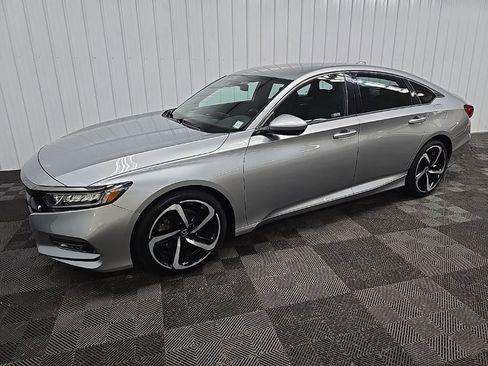Used 2019 Honda Accord Sport image 6