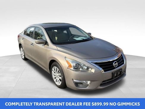 Used 2013 Nissan Altima 2.5 S FWD image 2
