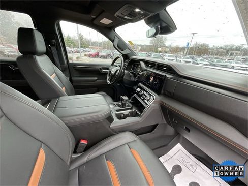 Used 2024 GMC Sierra 1500 AT4 w/ Technology Package image 29