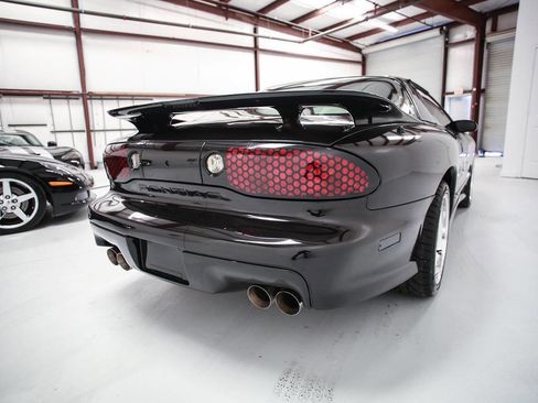 Used 2001 Pontiac Firebird Formula w/ Protection Group image 10