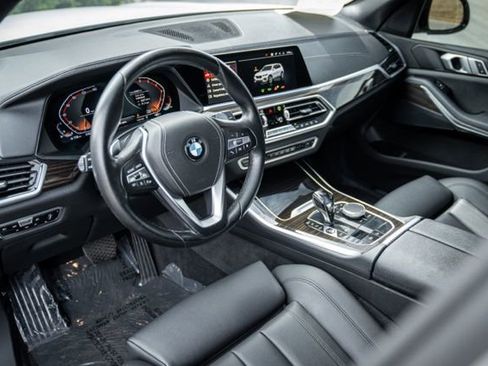 Used 2019 BMW X5 xDrive40i w/ Parking Assistance Package image 26