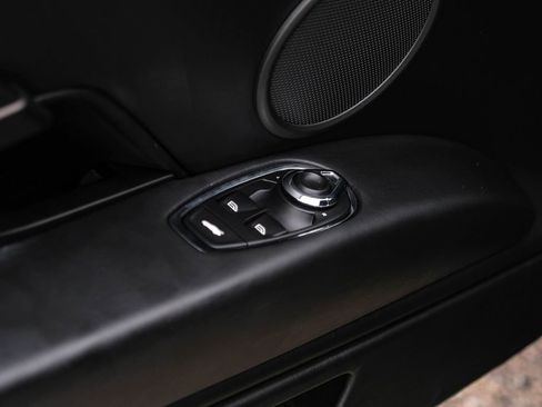 Used 2020 Aston Martin DB11 Coupe RWD image 48