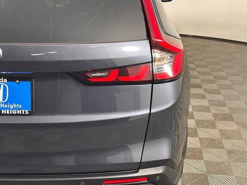 Used 2025 Honda CR-V EX-L image 16