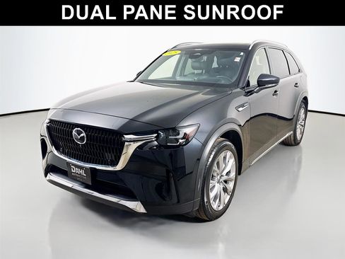 Used 2025 MAZDA CX-90 3.3 Turbo w/ Premium Plus Pkg image 3