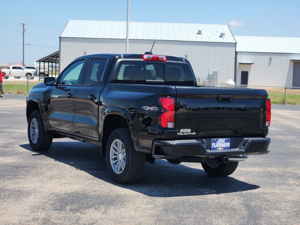 New 2026 Chevrolet Colorado LT w/ LT Convenience Package AWD/4WD image 3
