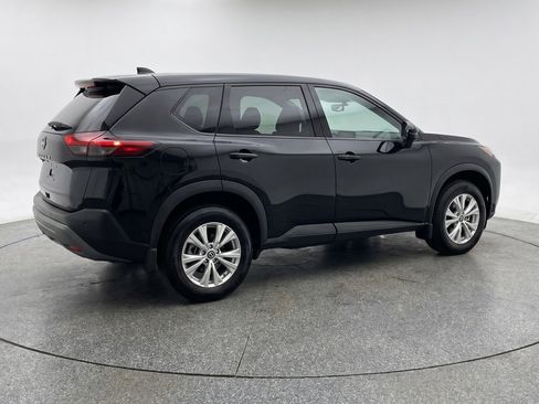 Used 2023 Nissan Rogue SV AWD/4WD image 9