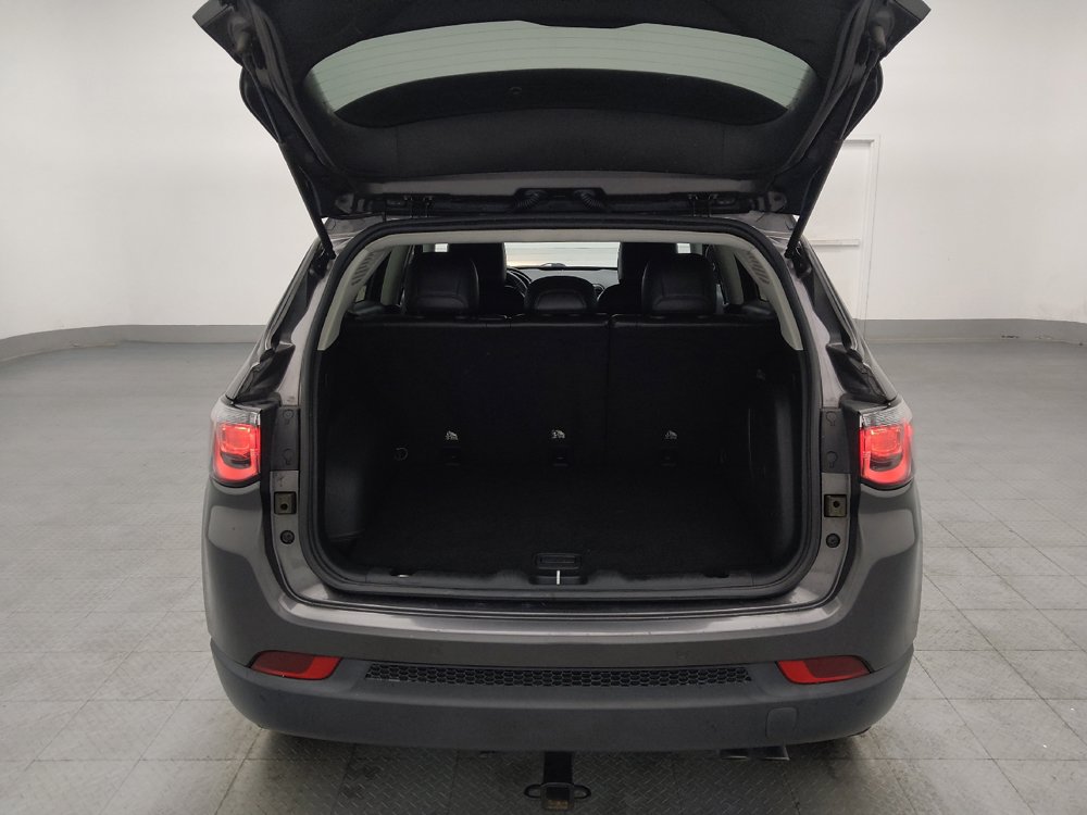 Used 2021 Jeep Compass Latitude w/ Sun and Sound Group AWD/4WD image 29