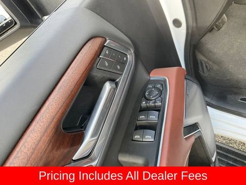 Used 2025 GMC Sierra 2500 Denali Ultimate AWD/4WD image 8