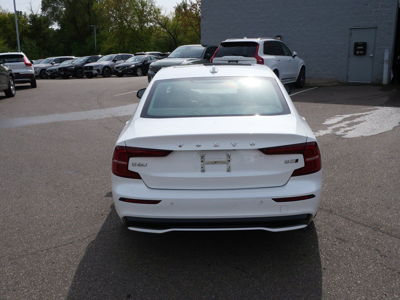 Certified 2024 Volvo S60 B5 Plus w/ Climate Package AWD/4WD image 6