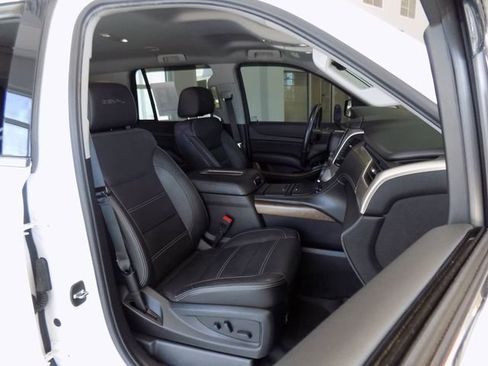 Used 2019 GMC Yukon Denali AWD/4WD image 21