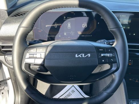 Certified 2026 Kia Sportage LX image 13