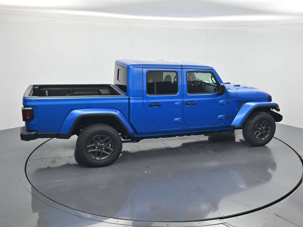 New 2026 Jeep Gladiator Sport AWD/4WD image 31