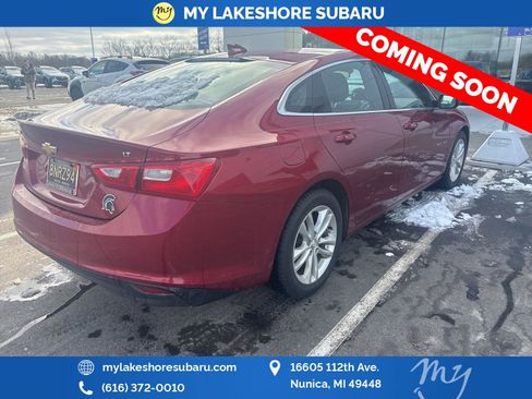 Used 2017 Chevrolet Malibu LT image 7
