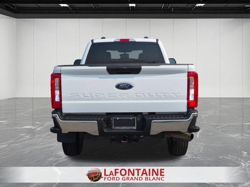 Certified 2024 Ford F250 XLT w/ FX4 Off-Road Package AWD/4WD image 4