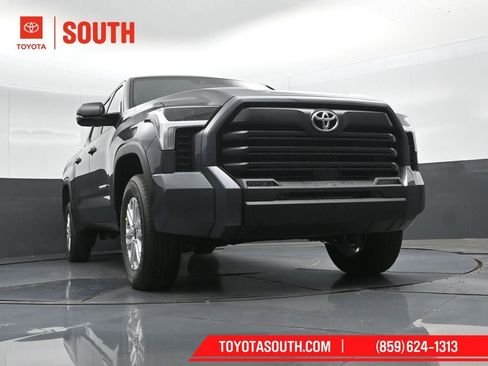 New 2026 Toyota Tundra SR5 w/ SR5 Premium Package AWD/4WD image 41