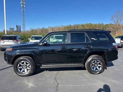 Used 2023 Toyota 4Runner TRD Off-Road Premium image 10