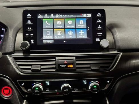 Used 2018 Honda Accord Sport image 15