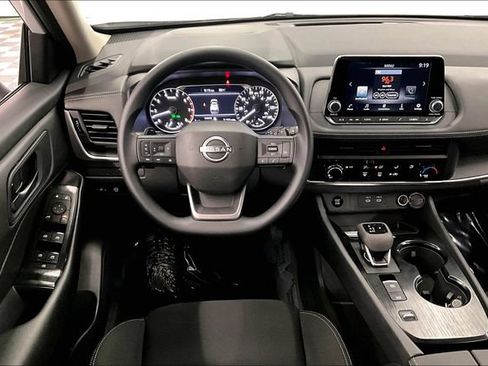 New 2025 Nissan Rogue S image 20