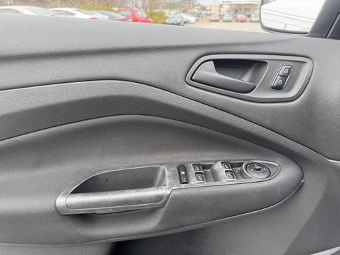 Used 2013 Ford Escape S image 13