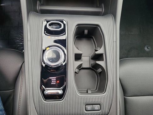 New 2026 Jeep Cherokee Limited image 35