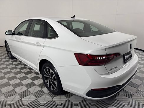 Used 2024 Volkswagen Jetta S image 8