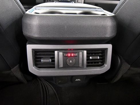 Used 2024 Ford F250 Lariat w/ Lariat Ultimate Package image 17