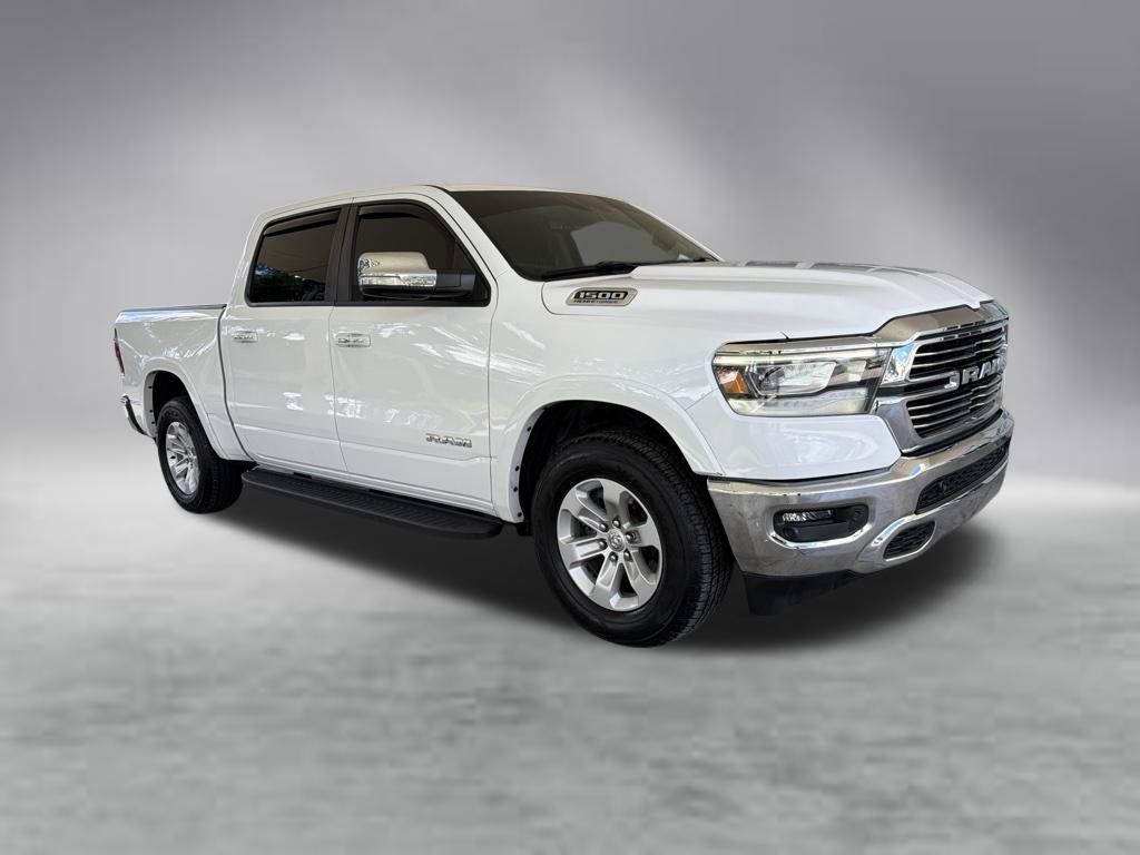 Used 2022 RAM 1500 Laramie AWD/4WD image 2