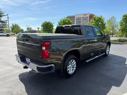 Used 2023 Chevrolet Silverado 1500 LT w/ Z71 Off-Road Package AWD/4WD image 7