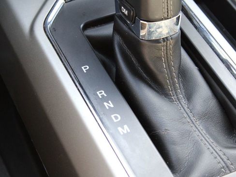 Used 2018 Ford F150 Lariat image 32