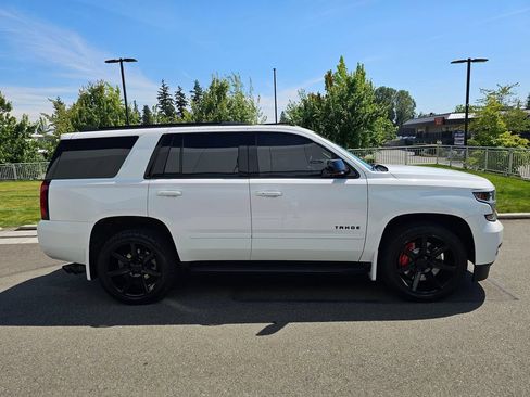 Used 2018 Chevrolet Tahoe Premier AWD/4WD image 6
