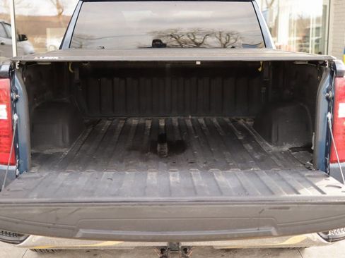 Used 2023 Chevrolet Silverado 1500 LT image 28