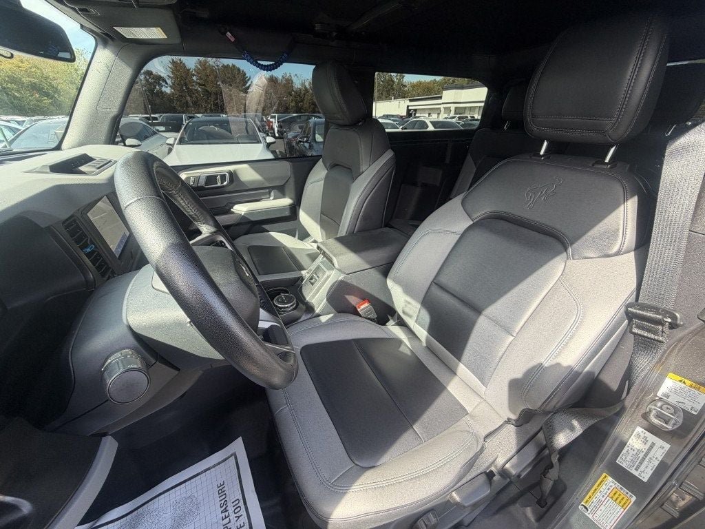 Used 2022 Ford Bronco Black Diamond AWD/4WD image 13
