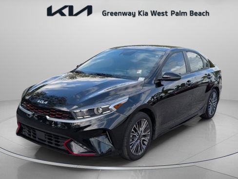 Used 2024 Kia Forte GT-Line w/ GT-Line Premium Package image 3