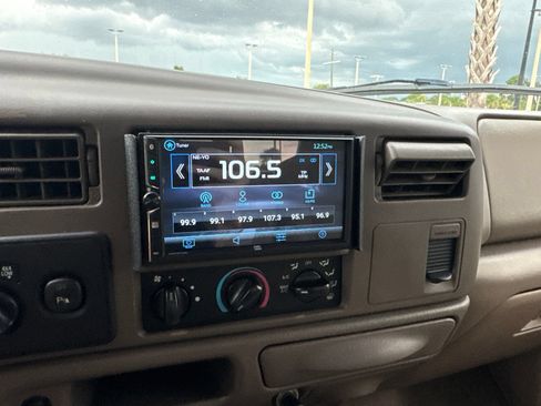 Used 2003 Ford F250 Lariat AWD/4WD image 21