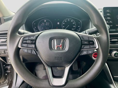 Used 2018 Honda Accord LX image 11