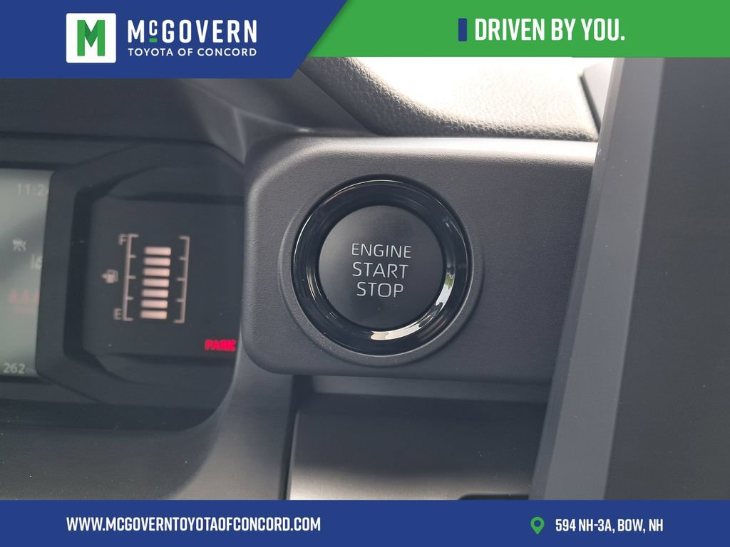 Used 2025 Toyota Tacoma SR5 AWD/4WD image 22