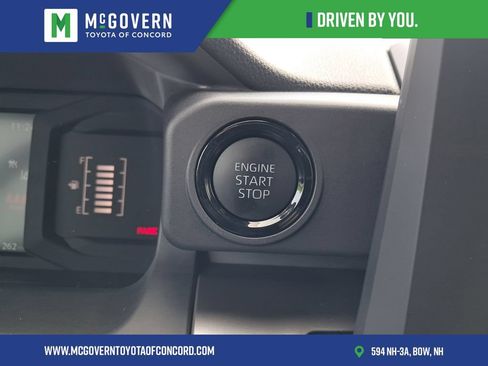 Used 2025 Toyota Tacoma SR5 AWD/4WD image 22