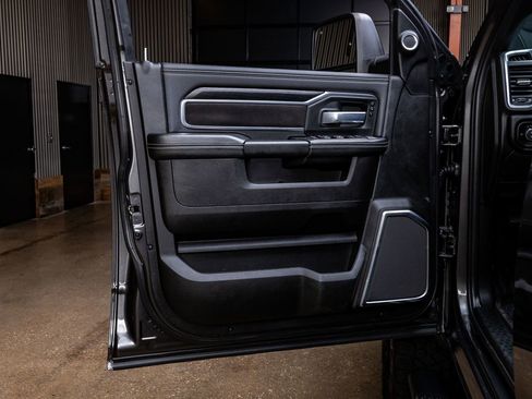 Used 2024 RAM 2500 Laramie w/ Night Edition AWD/4WD image 35