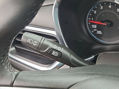Used 2024 Chevrolet Equinox LT FWD image 17