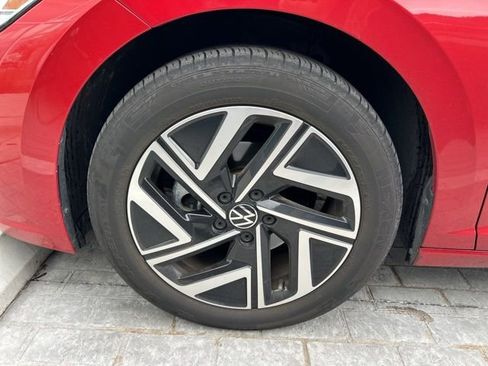 Used 2024 Volkswagen Jetta SEL image 16