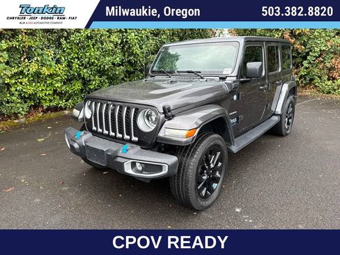 Used 2023 Jeep Wrangler Unlimited Sahara w/ Cold Weather Group AWD/4WD image 1