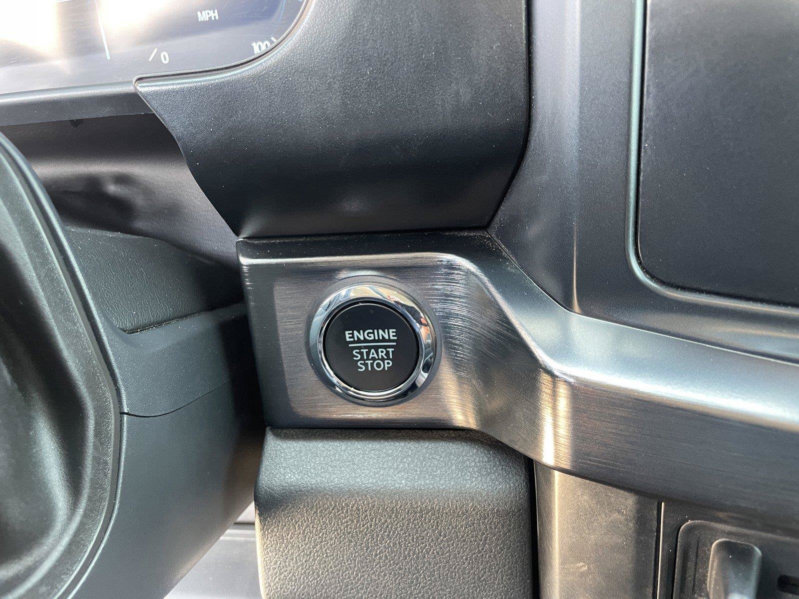 Used 2024 Ford F250 Lariat w/ Chrome Package AWD/4WD image 24