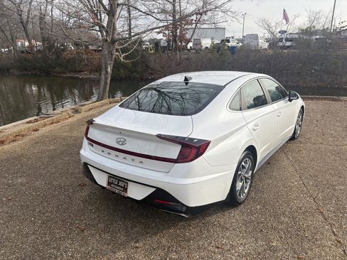Used 2021 Hyundai Sonata SEL w/ Winter Weather Package image 5